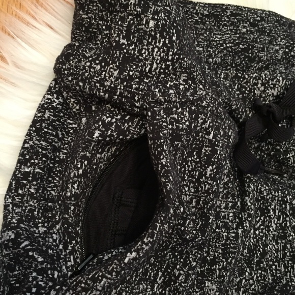 Lululemon | Black & White Jogger Pants - Picture 3 of 7